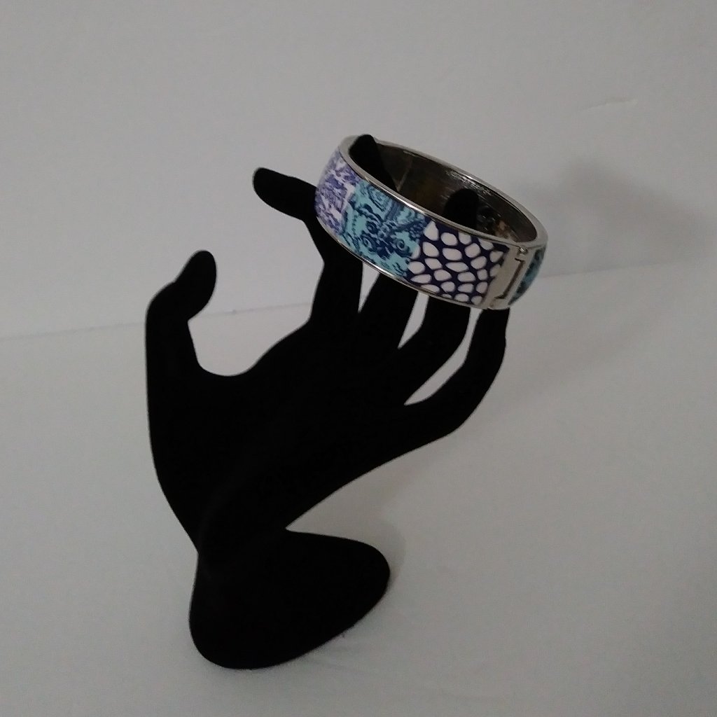 Viva Beads Blue Cuff Bracelet